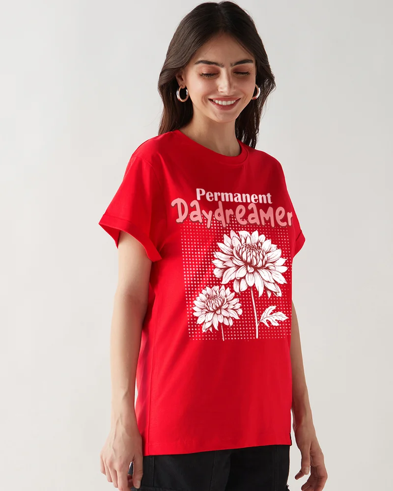 bewakoof Women's Fiesta Red Day Dreamer Graphic Printed Boyfriend T-shirt